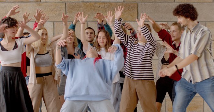 https://veonawellness.org/wp-content/uploads/2026/06/dance.jpeg